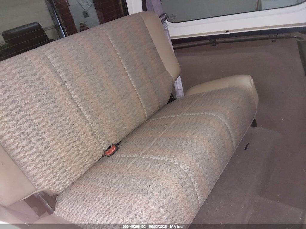 1J4FA49S4YP795392 2000 JEEP WRANGLER photo no. 8