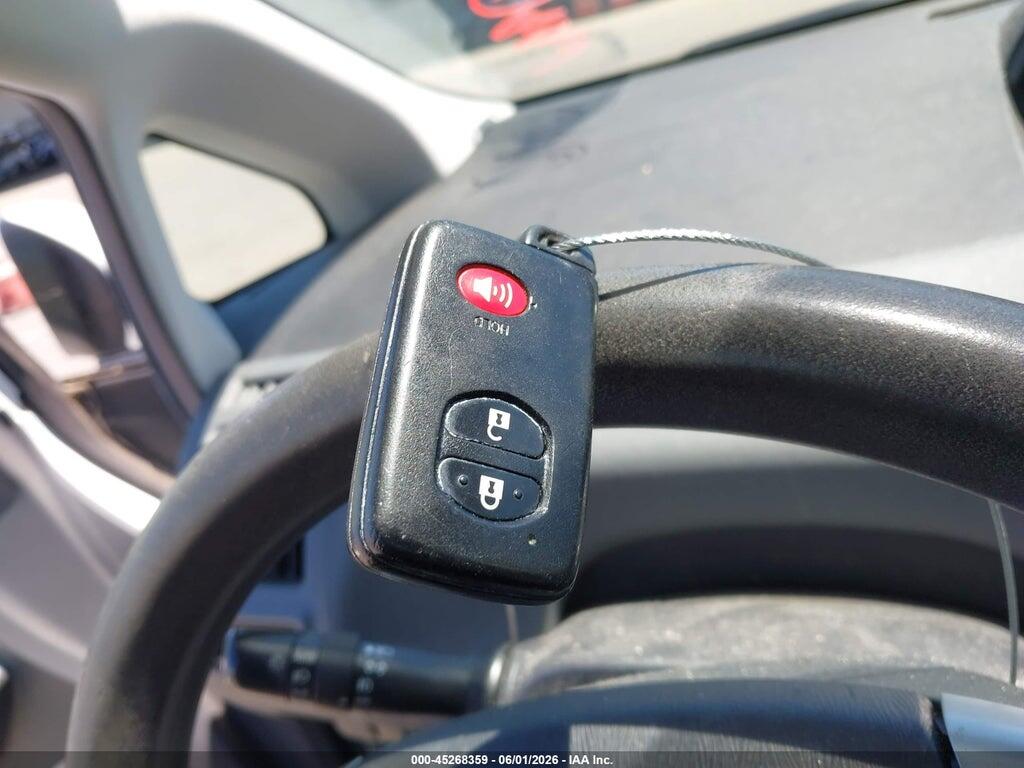 JTDZN3EUXC3064426 2012 TOYOTA PRIUS V photo no. 11