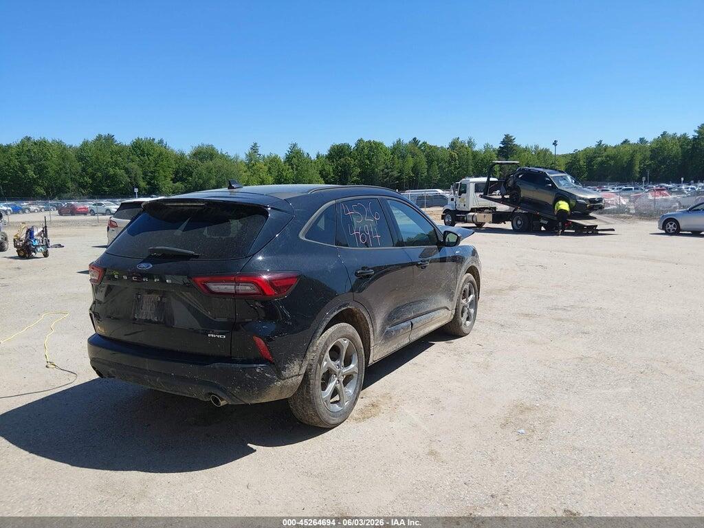 1FMCU9MN3PUA32807 2023 FORD ESCAPE photo no. 4