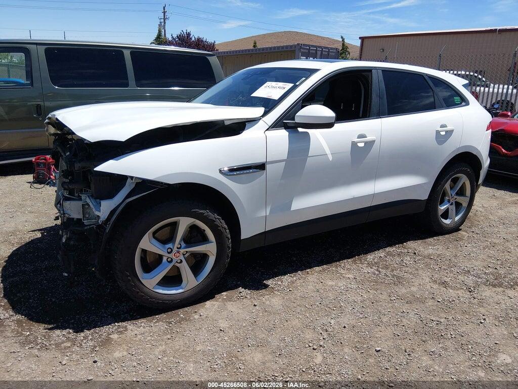 SADCJ2GX7JA235679 2018 JAGUAR F-PACE photo no. 2