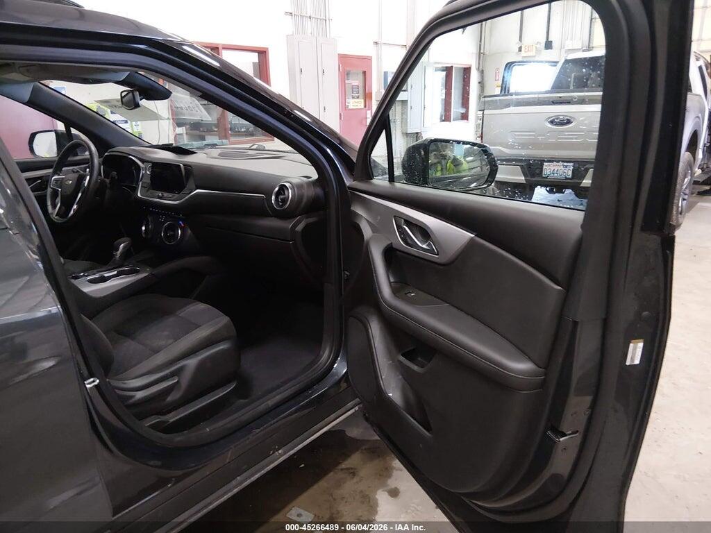 3GNKBHR45NS127132 2022 CHEVROLET BLAZER photo no. 5