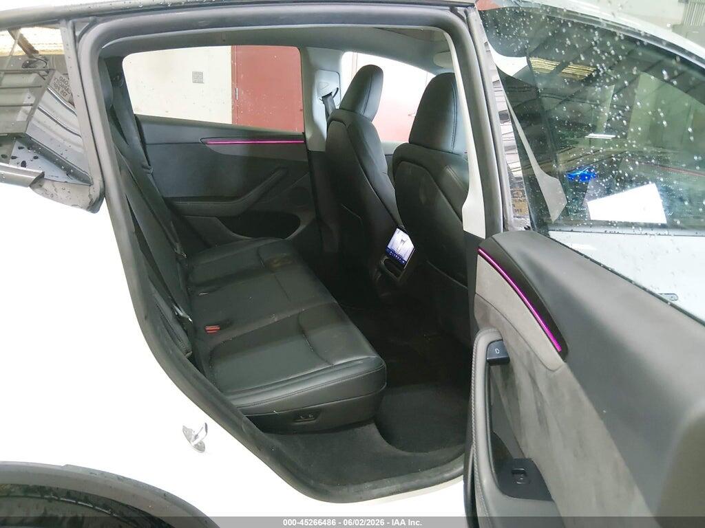 7SAYGDED4TF387940 2026 TESLA MODEL Y photo no. 8