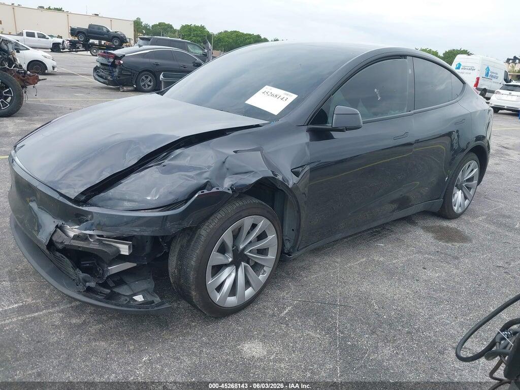 7SAYGDEE8TF552705 2026 TESLA MODEL Y photo no. 2