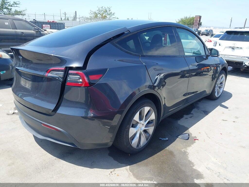 7SAYGDED5RF083878 2024 TESLA MODEL Y photo no. 4
