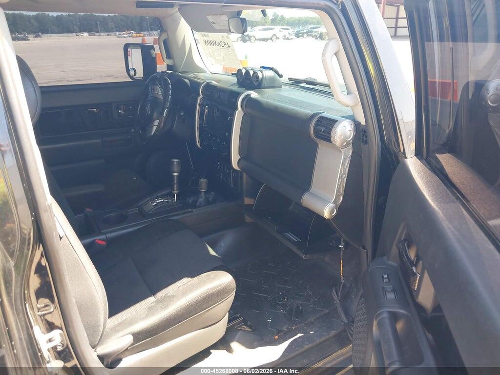 JTEBU11F38K011964 2008 TOYOTA FJ CRUISER photo no. 5
