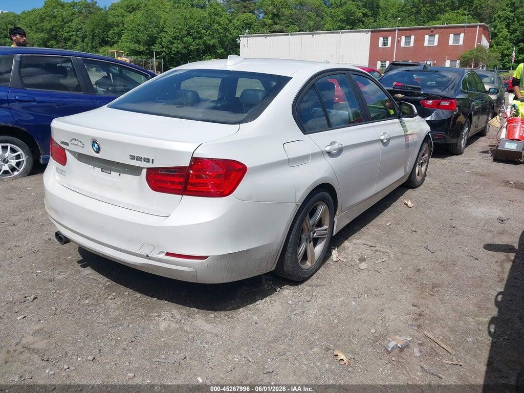 WBA3B5C55DF592975 2013 BMW 328I photo no. 4