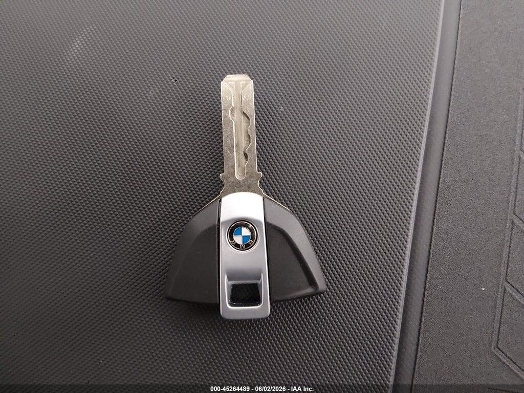 WB10P4307T6L84338 2026 BMW M 1000 photo no. 11