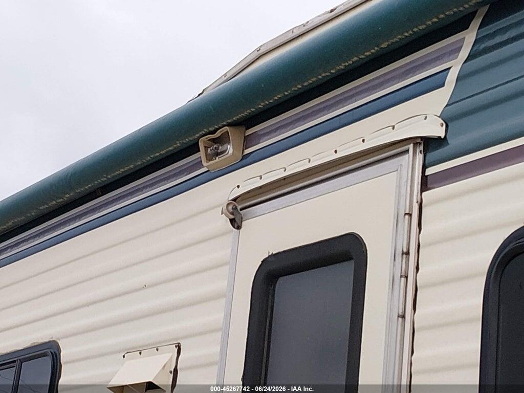 1FDKE30G4KHB85906 1989 FORD ECONOLINE photo no. 6