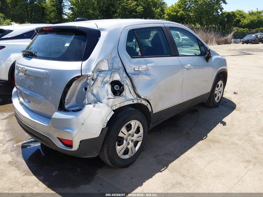 3GNCJKSB3HL253534 2017 CHEVROLET TRAX photo no. 4