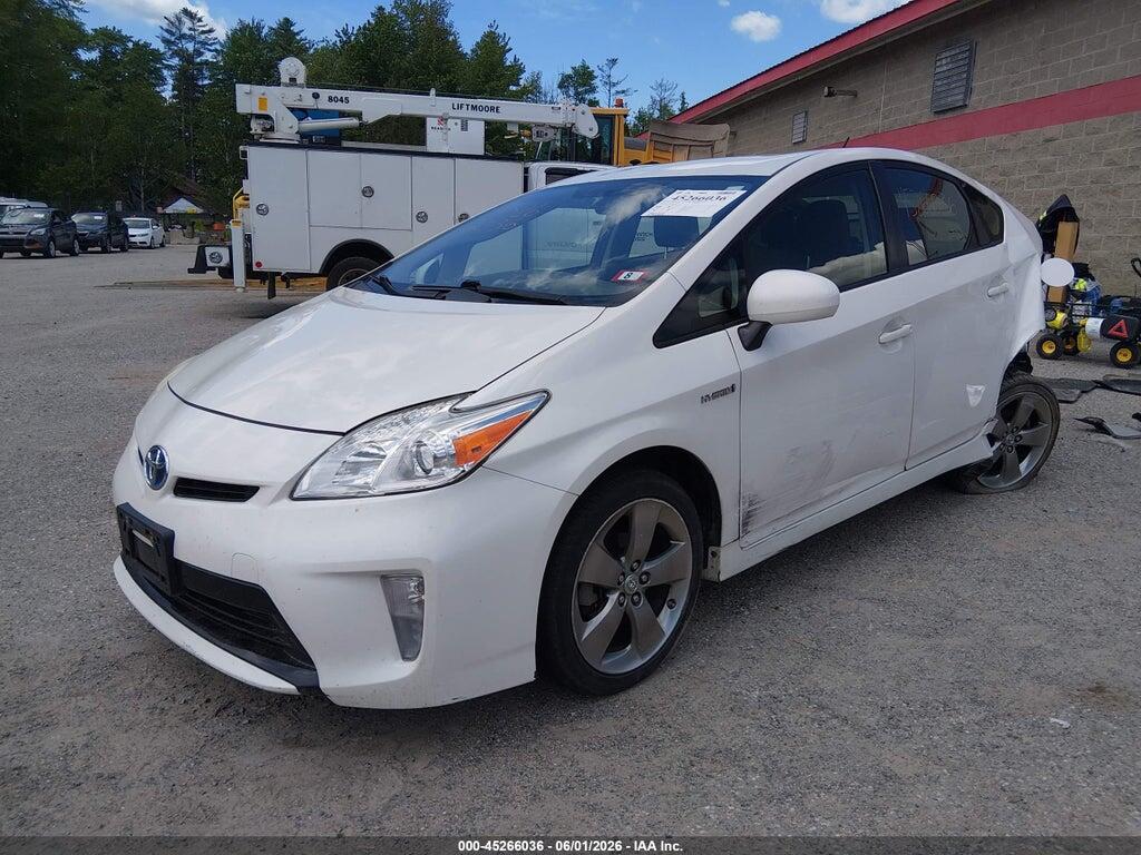 JTDKN3DUXD5609520 2013 TOYOTA PRIUS photo no. 2