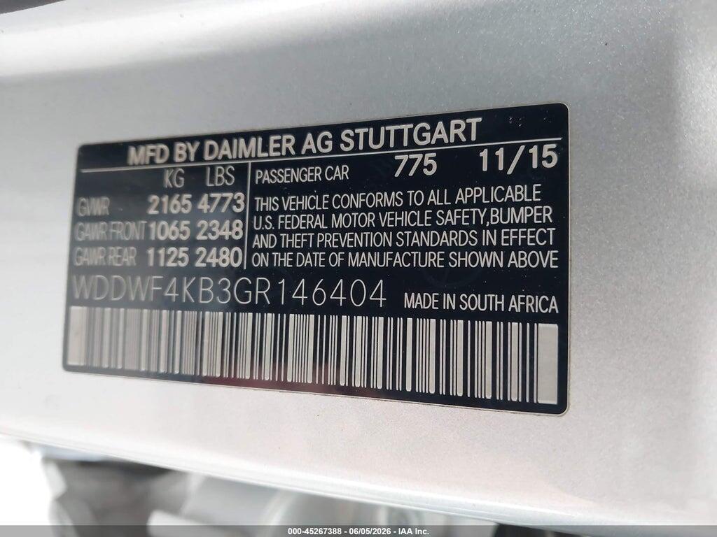 WDDWF4KB3GR146404 2016 MERCEDES-BENZ C 300 photo no. 9