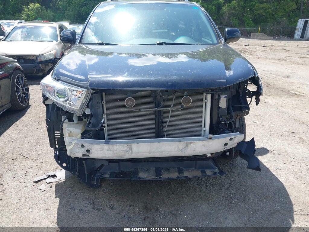 5TDDK3EH5DS217297 2013 TOYOTA HIGHLANDER photo no. 12