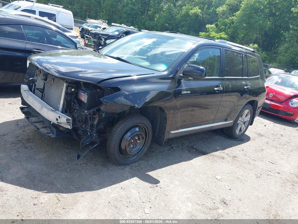 5TDDK3EH5DS217297 2013 TOYOTA HIGHLANDER photo no. 2