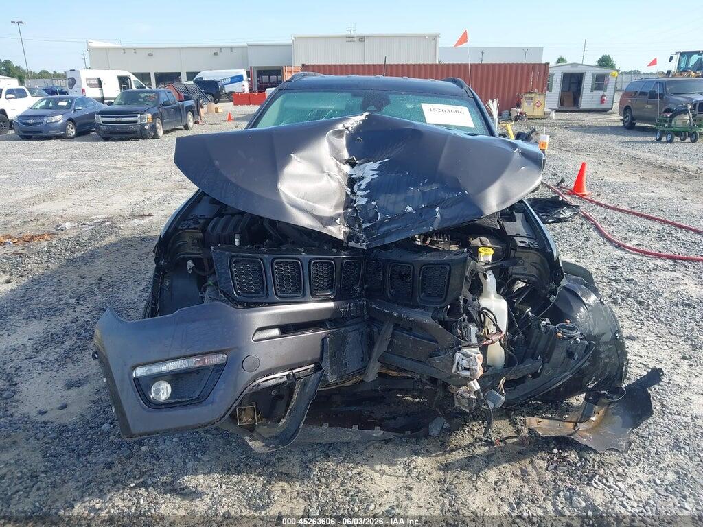 3C4NJDBB2JT483195 2018 JEEP COMPASS photo no. 11