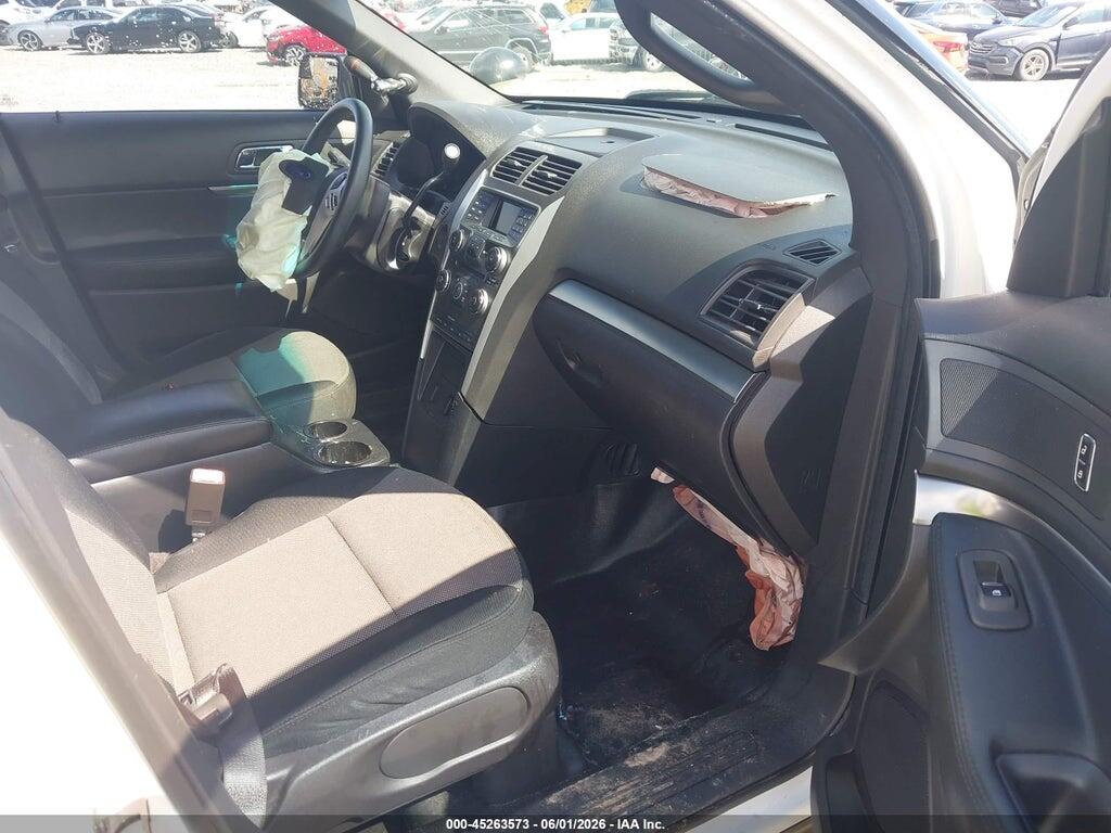 1FM5K8AR7FGA66374 2015 FORD UTILITY POLICE INTERCEPTOR photo no. 5
