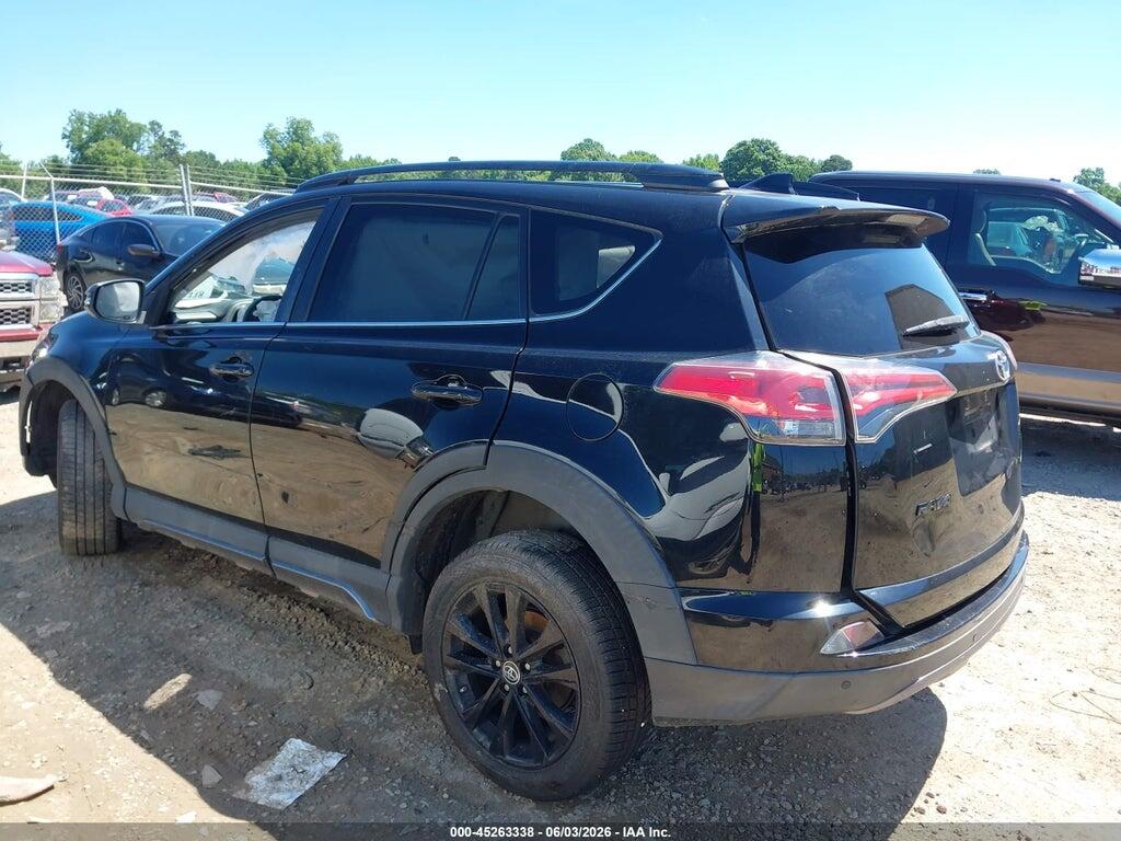 2T3RFREV4JW823543 2018 TOYOTA RAV4 photo no. 3