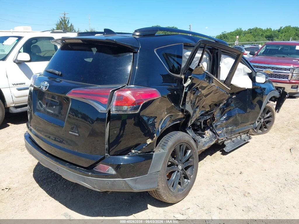 2T3RFREV4JW823543 2018 TOYOTA RAV4 photo no. 4