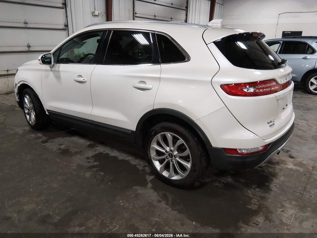 5LMCJ2D98HUL21845 2017 LINCOLN MKC photo no. 3