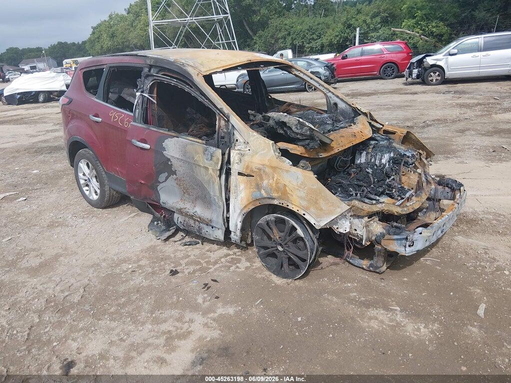 1FMCU0GD7HUA37461 2017 FORD ESCAPE photo no. 1