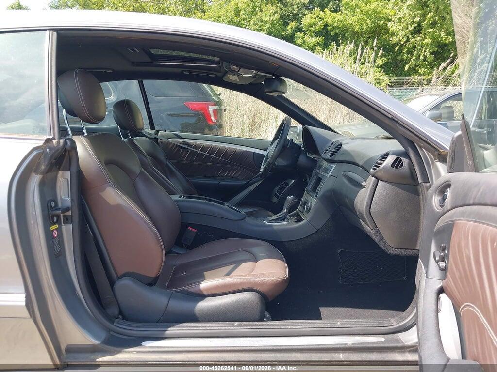 WDBTJ56H39F265556 2009 MERCEDES-BENZ CLK 350 photo no. 5