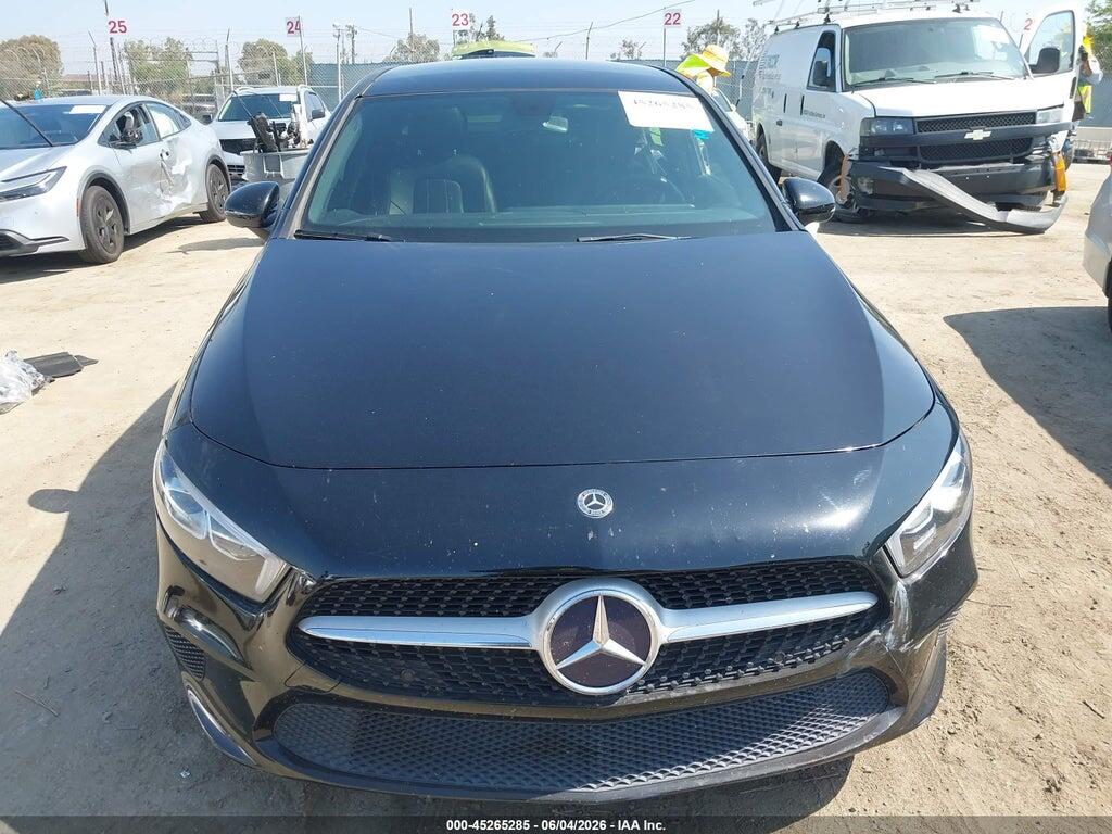 WDD3G4EB4KW034426 2019 MERCEDES-BENZ A 220 photo no. 12