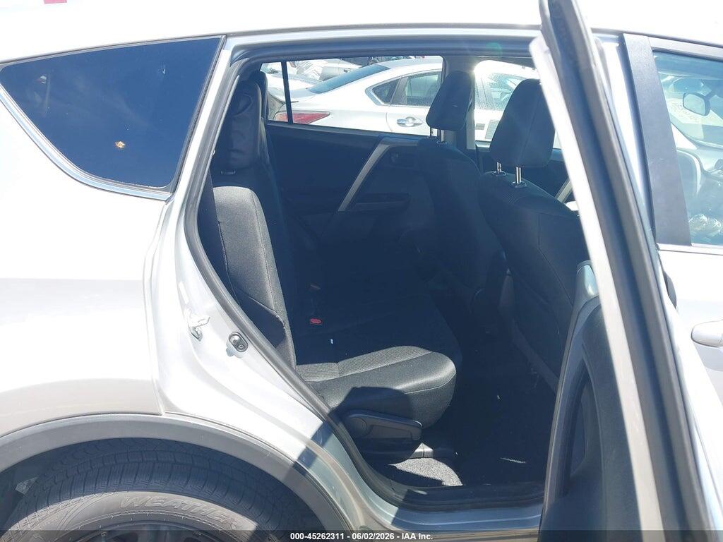 2T3ZFREV3JW521743 2018 TOYOTA RAV4 photo no. 8