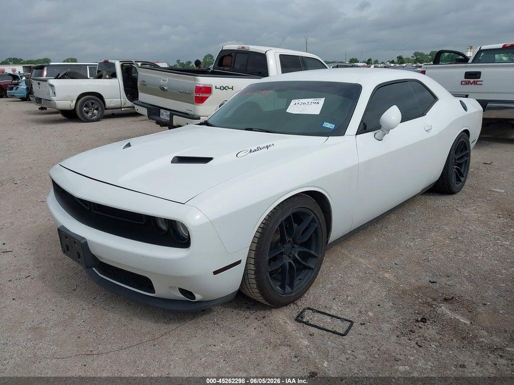 2C3CDZAG6FH737360 2015 DODGE CHALLENGER photo no. 2