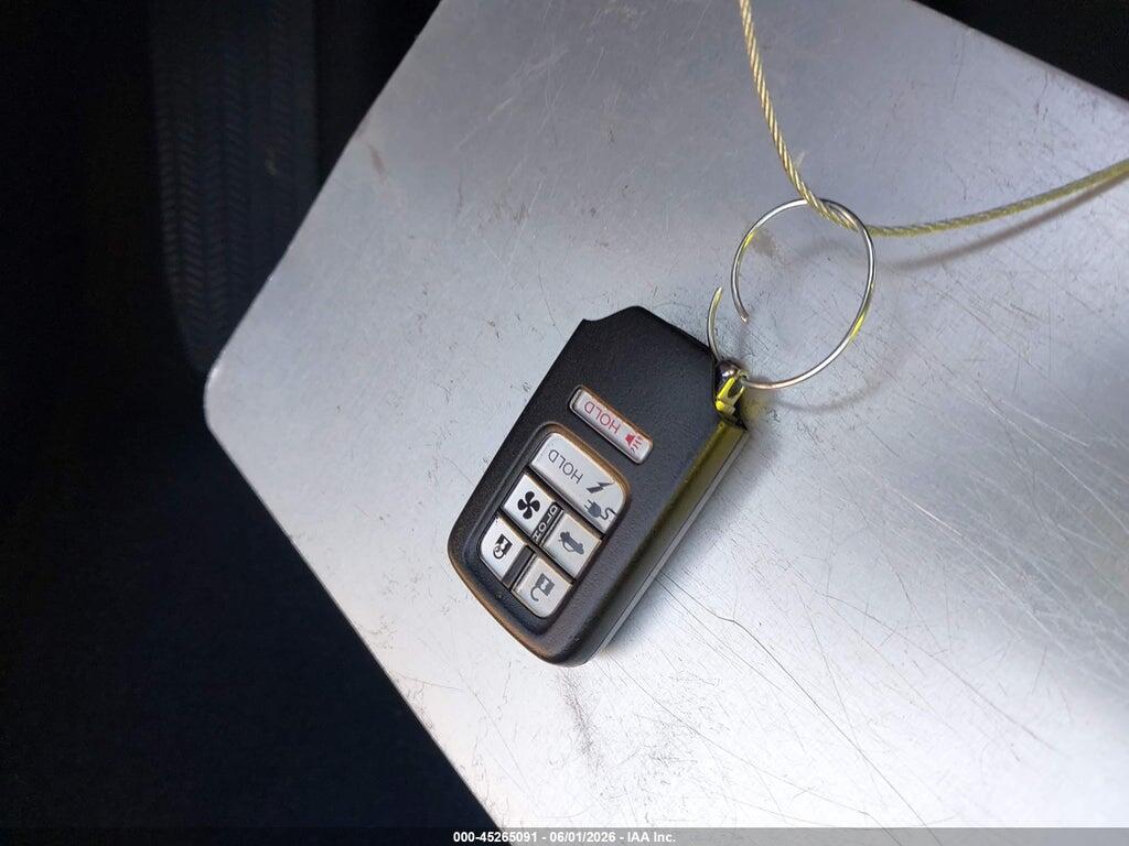 JHMZC5F32LC001827 2020 HONDA CLARITY PLUG-IN HYBRID photo no. 11