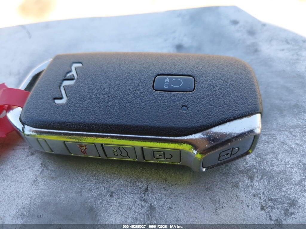 KNDCT3LE2P5061120 2023 KIA NIRO photo no. 11