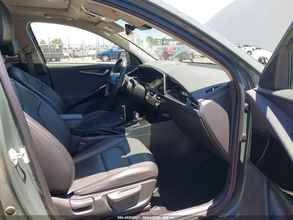 KNDCT3LE2P5061120 2023 KIA NIRO photo no. 5