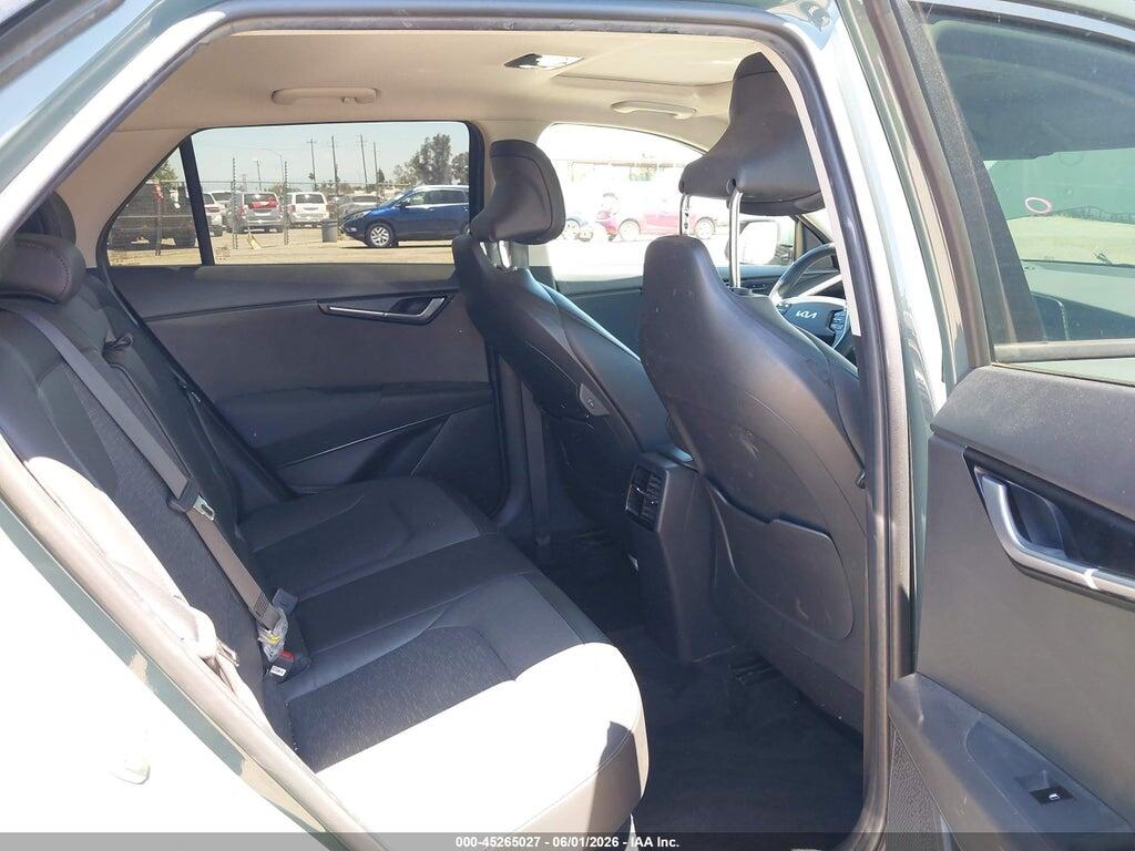 KNDCT3LE2P5061120 2023 KIA NIRO photo no. 8