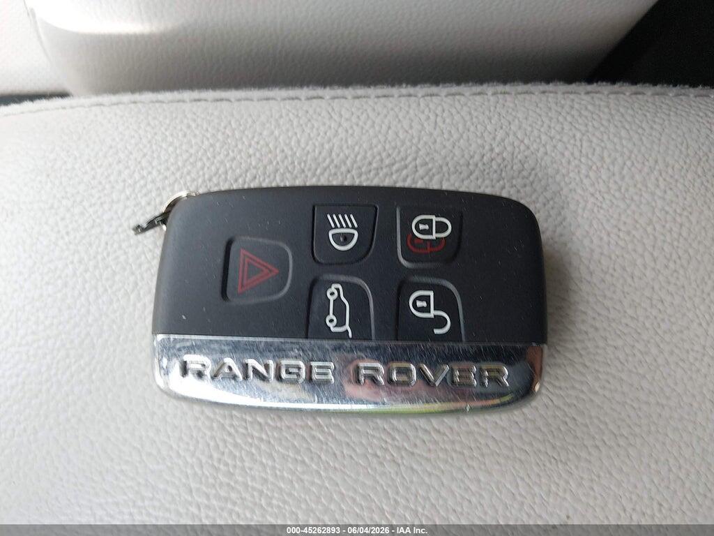 SALYB2EX3LA273780 2020 LAND ROVER RANGE ROVER VELAR photo no. 11