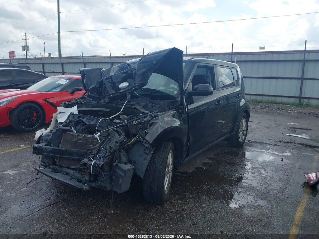 KNDJP3A56H7465672 2017 KIA SOUL photo no. 2