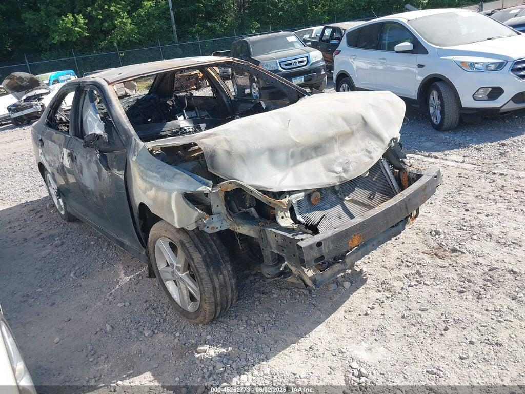 4T1BF1FK1EU317867 2014 TOYOTA CAMRY photo no. 1
