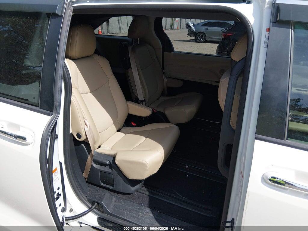 5TDYRKEC1MS028271 2021 TOYOTA SIENNA photo no. 8