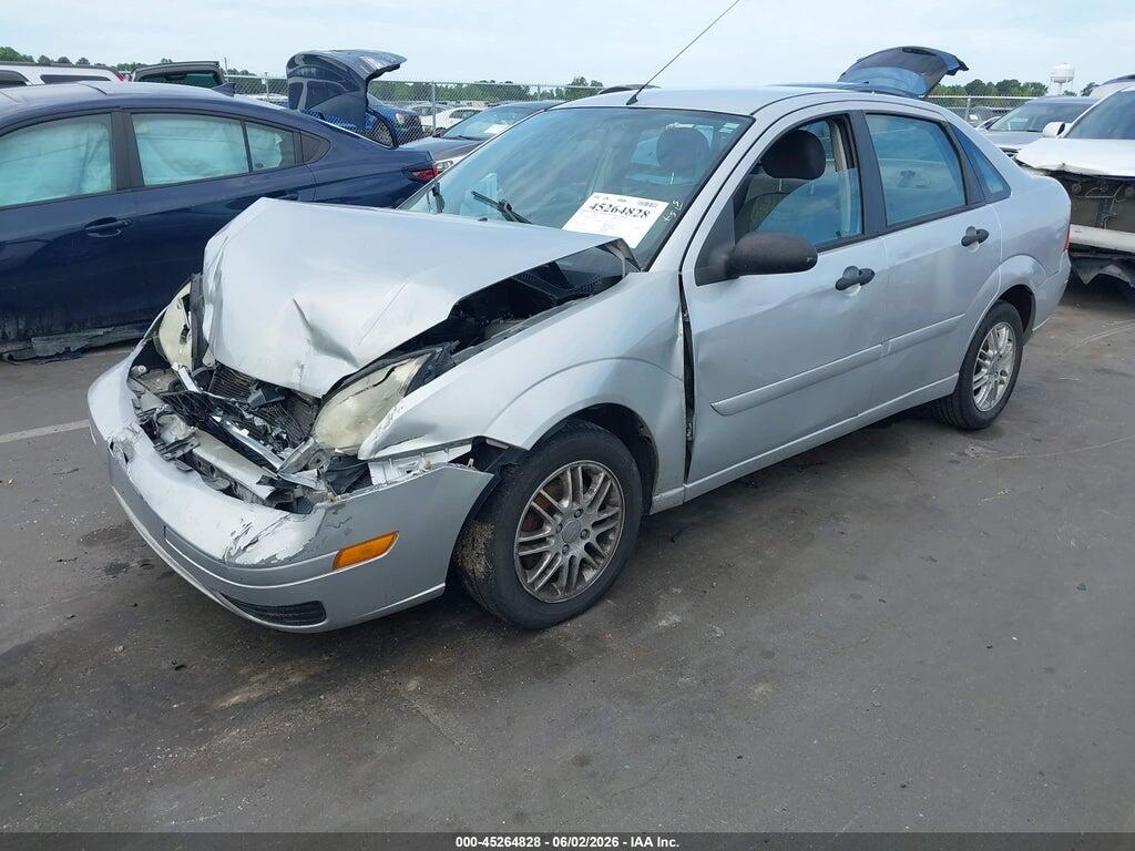 1FAFP34N35W229442 2005 FORD FOCUS photo no. 2