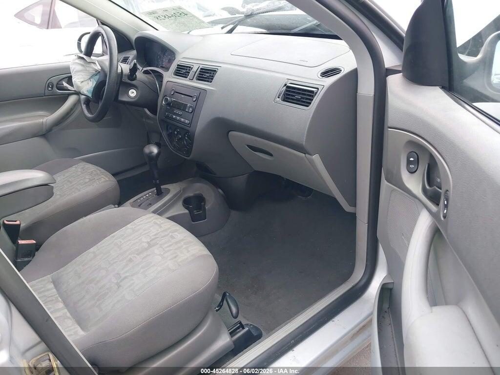 1FAFP34N35W229442 2005 FORD FOCUS photo no. 5