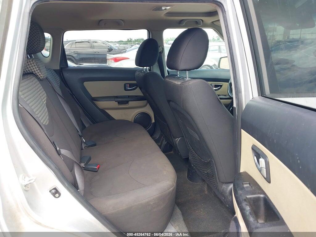 KNDJT2A65C7415854 2012 KIA SOUL photo no. 8