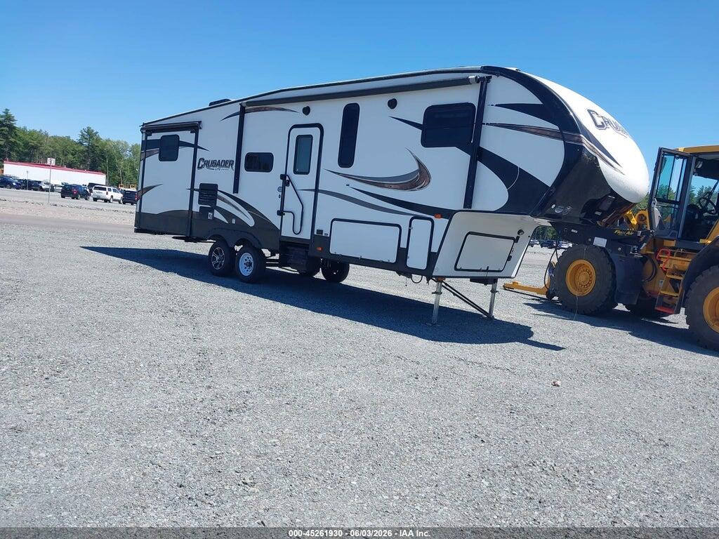 5ZT3CSVB4JG122586 2018 FOREST RIVER CRUSADER photo no. 1