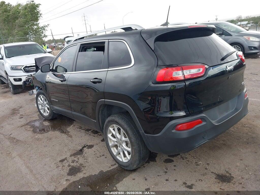 1C4PJLCB4HD236391 2017 JEEP CHEROKEE photo no. 3