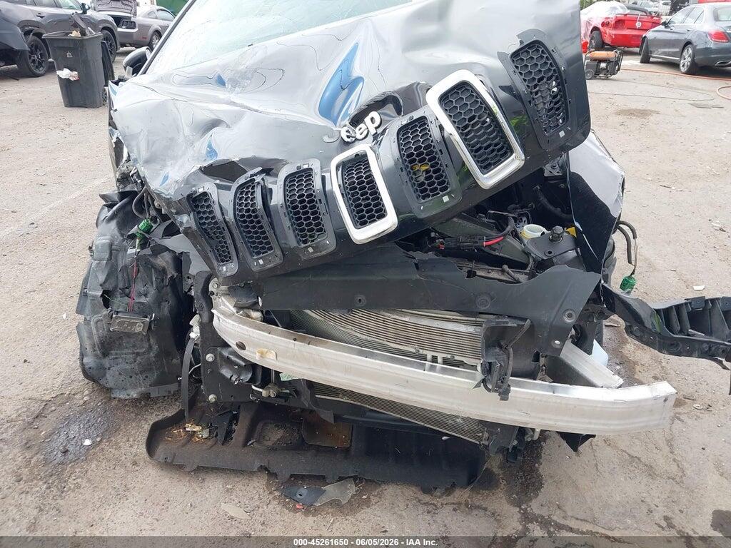 1C4PJLCB4HD236391 2017 JEEP CHEROKEE photo no. 6