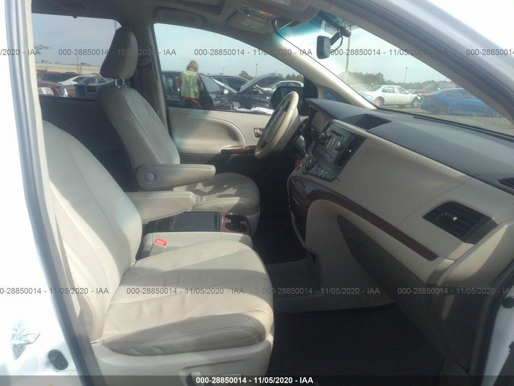 5TDYK3DC5CS249589 2012 TOYOTA SIENNA photo no. 5