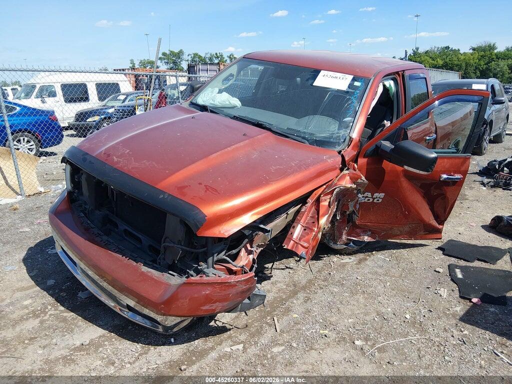 1C6RR7GT0DS558163 2013 RAM 1500 photo no. 2