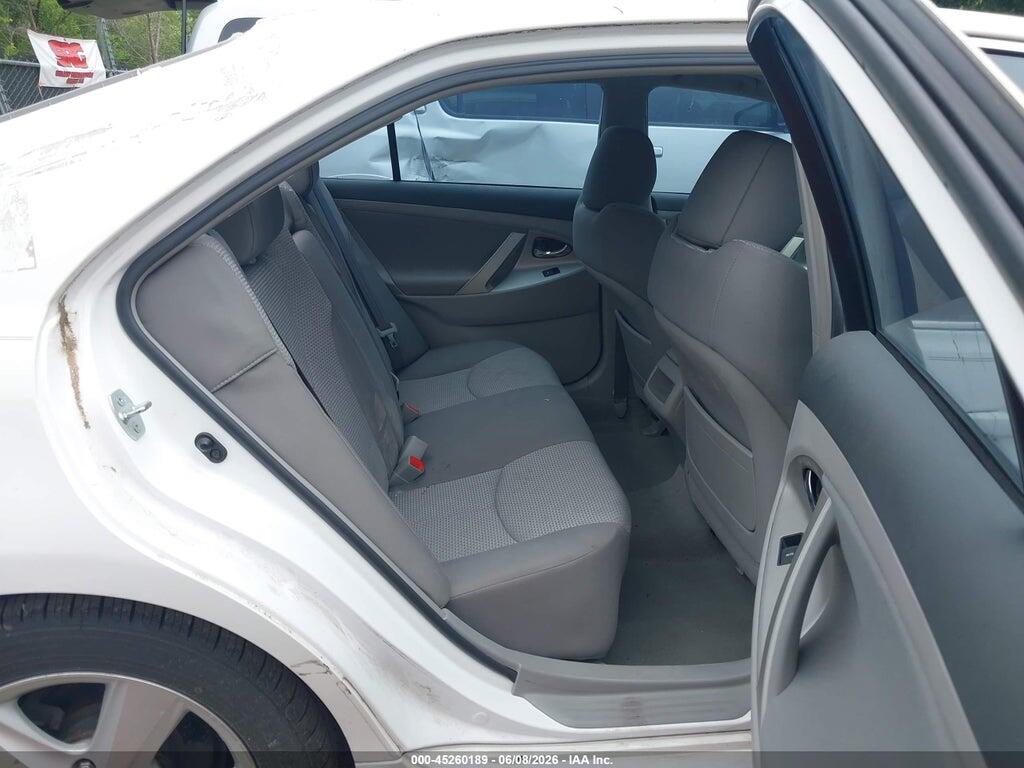 4T1BF3EKXBU600549 2011 TOYOTA CAMRY photo no. 8
