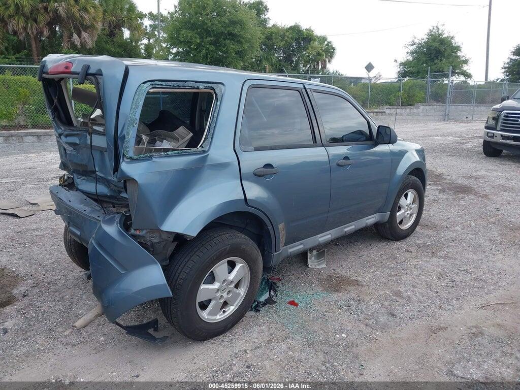 1FMCU0C70BKC40176 2011 FORD ESCAPE photo no. 4
