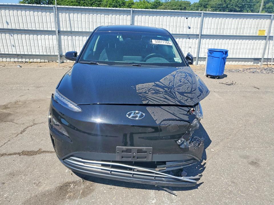 2023 HYUNDAI KONA SEL — Фото 5 из 13
