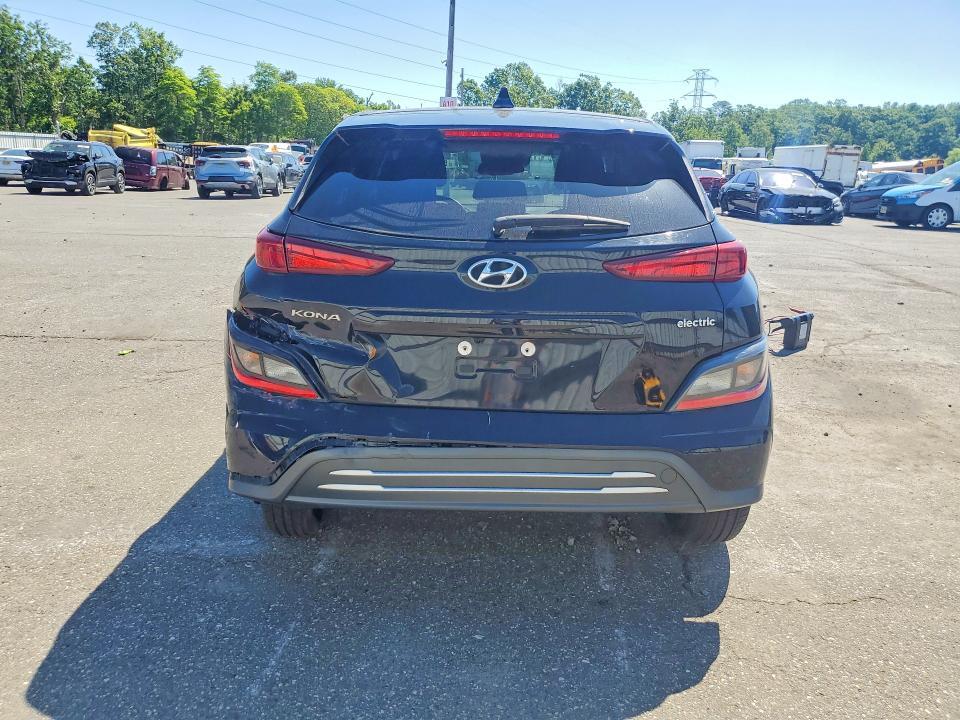 2023 HYUNDAI KONA SEL — Фото 6 из 13