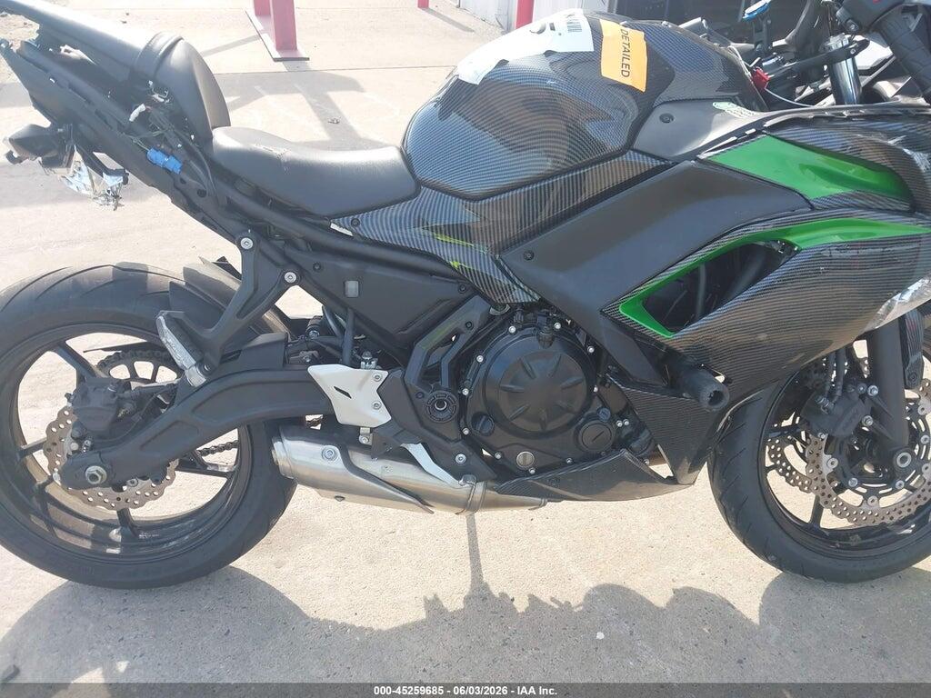 ML5EXEN14MDA36009 2021 KAWASAKI EX650 photo no. 8