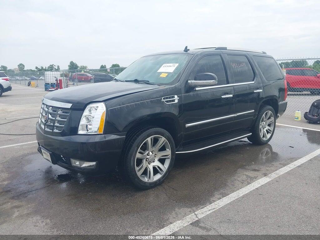 1GYS4BEF8DR377533 2013 CADILLAC ESCALADE photo no. 2
