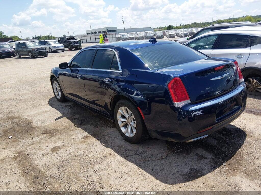 2C3CCAAG1FH739358 2015 CHRYSLER 300 photo no. 3